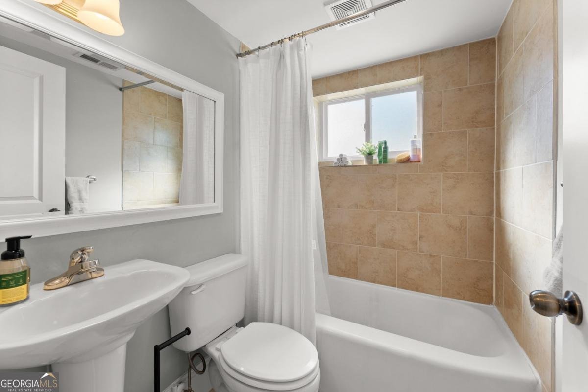 401 Ridgewood Avenue Gainesville - 45