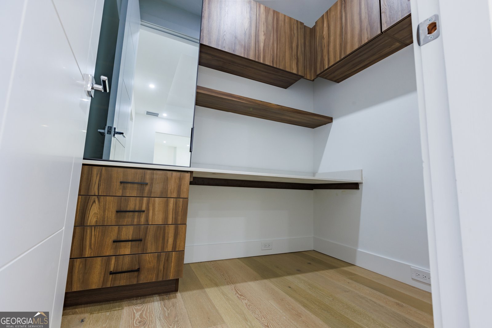 4805 Moore Road Suwanee - 27