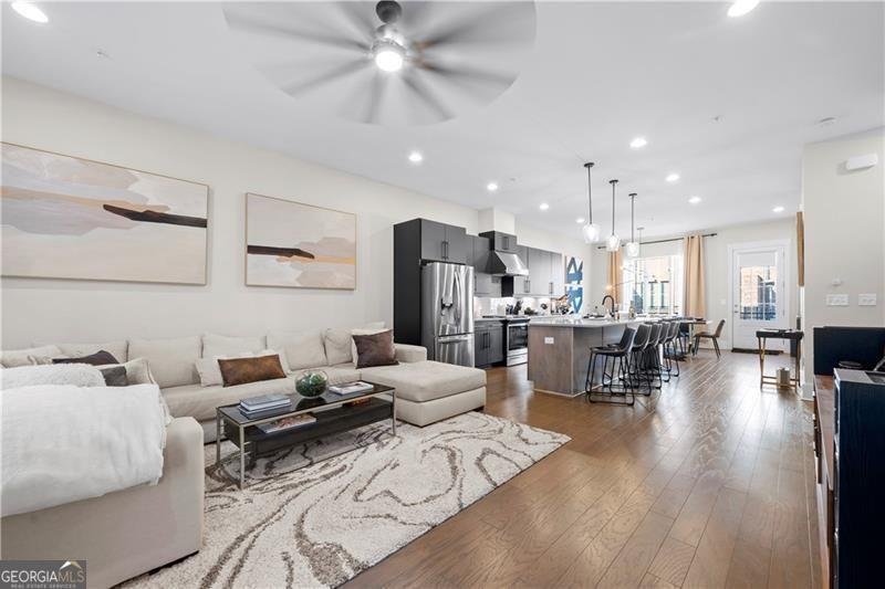 269 CASTLEBERRY STATION Drive Atlanta - 6