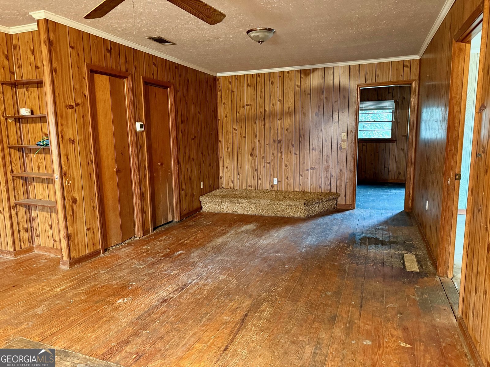 26 Main Street Register - 11