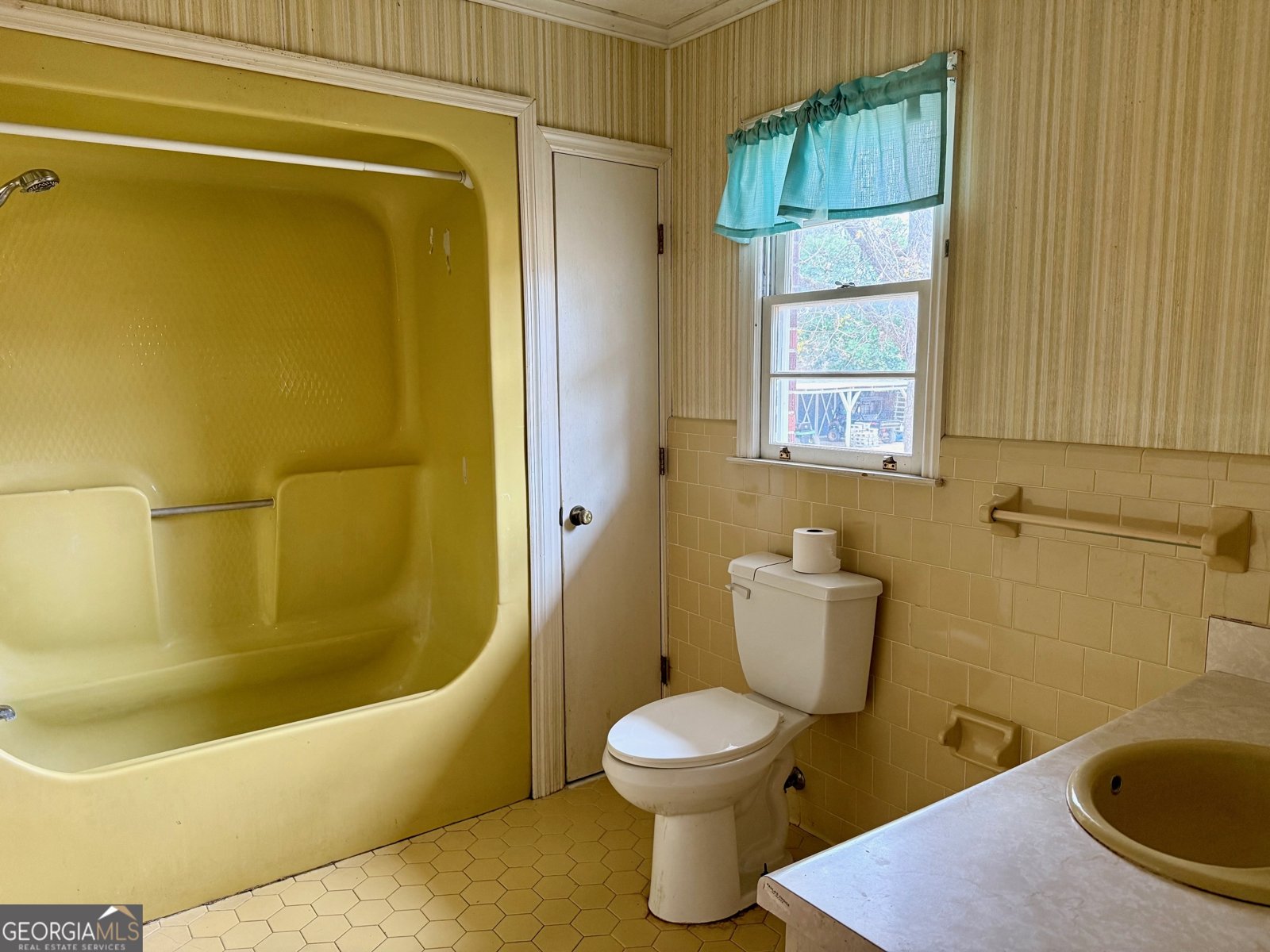 26 Main Street Register - 19