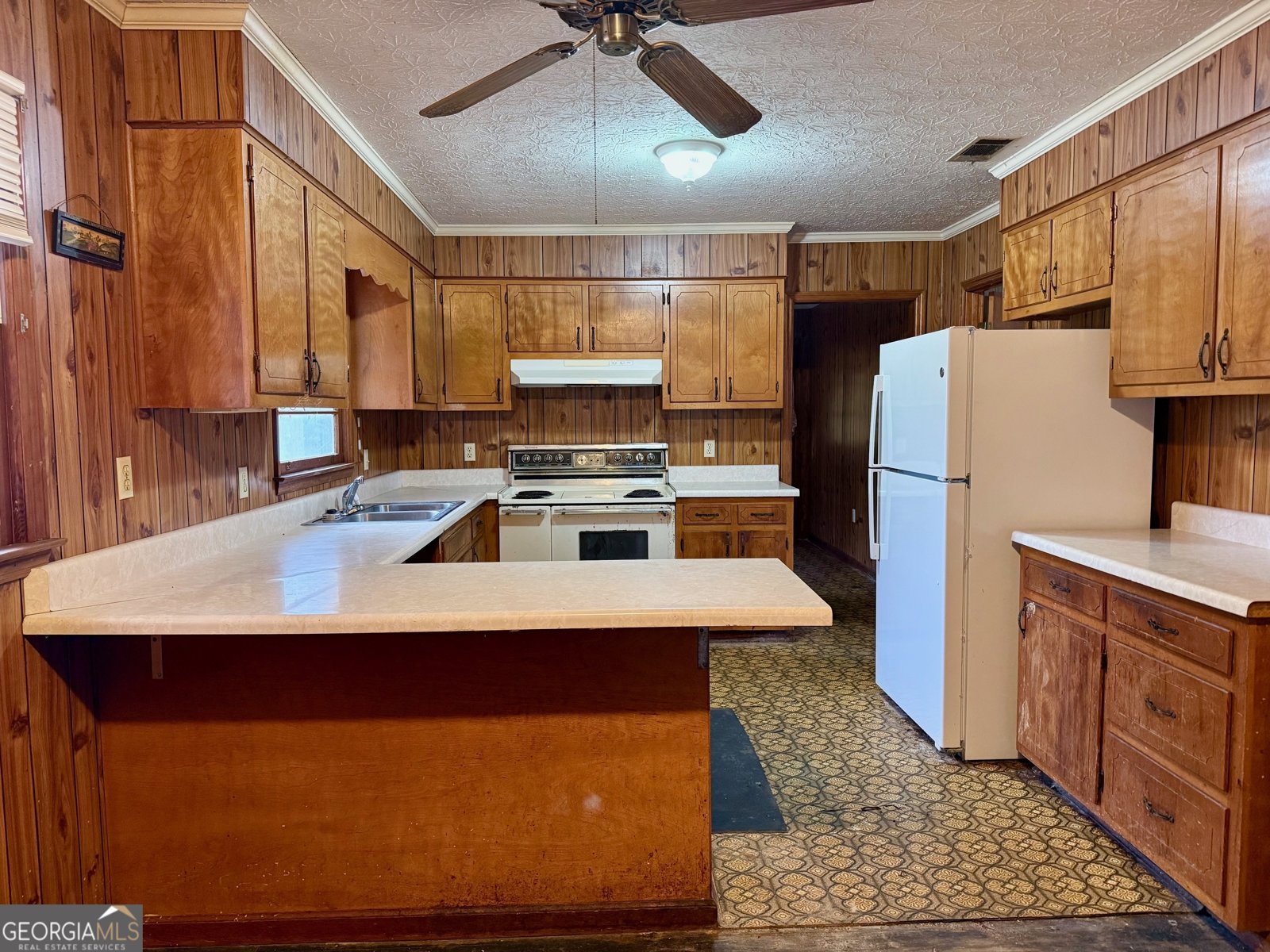 26 Main Street Register - 7