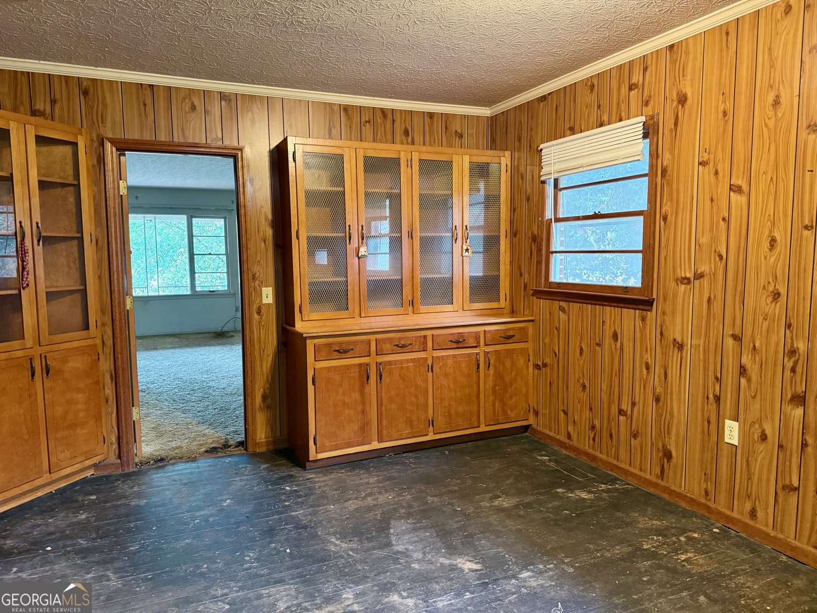 26 Main Street Register - 8