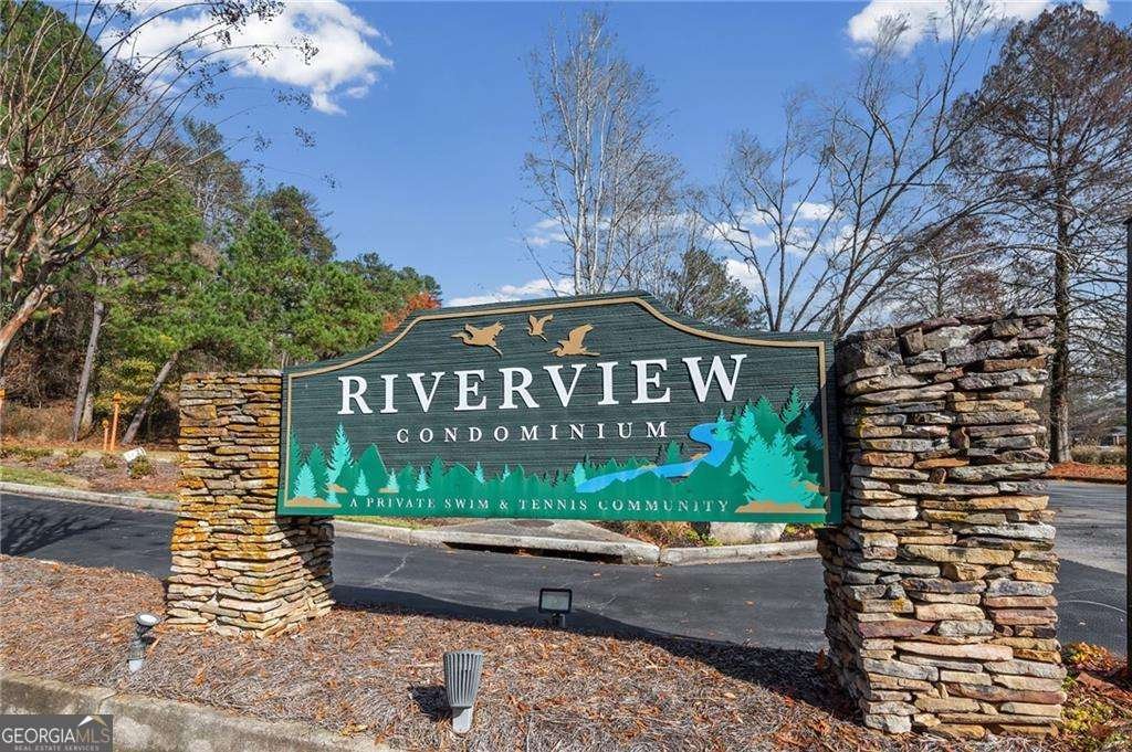 907 Riverview Drive Marietta - 31