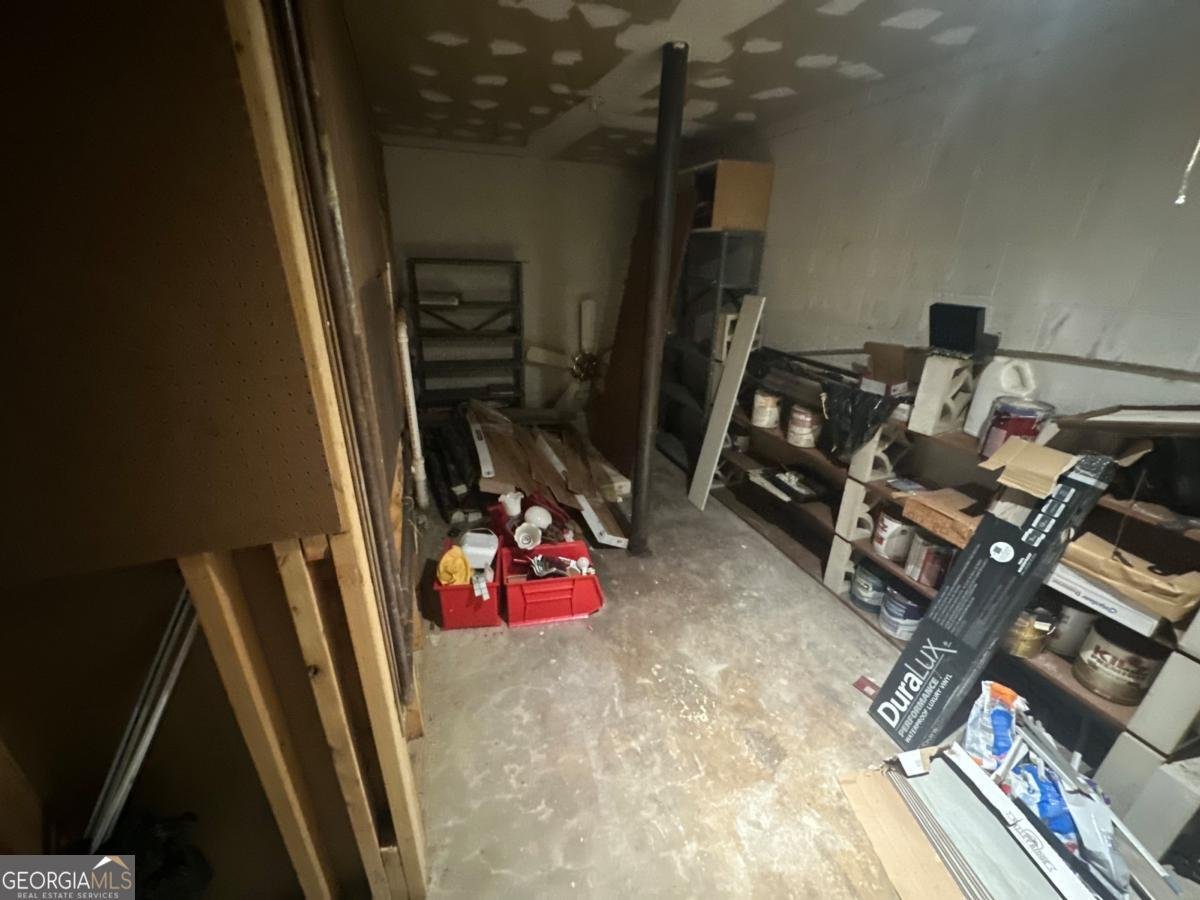 461 Austin Bridge Road Douglasville - 33