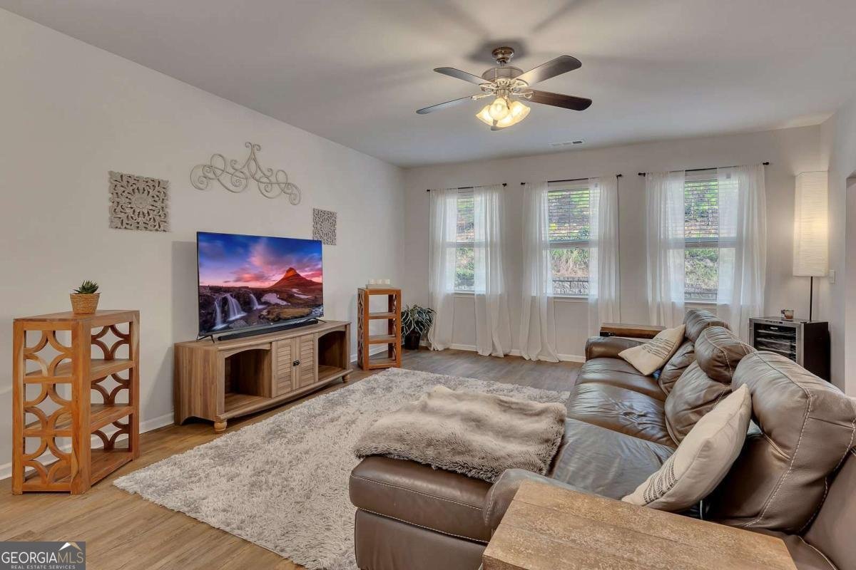 646 Royal Crest Court Canton - 11