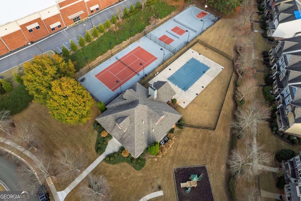 646 Royal Crest Court Canton - 43