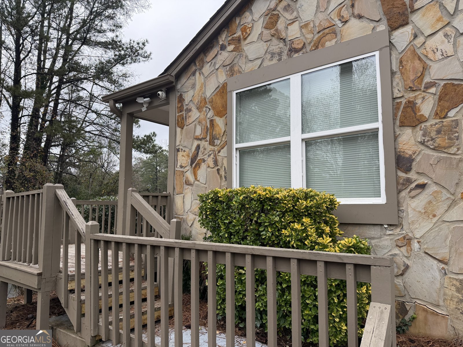 6810 Panda Drive Austell - main photo