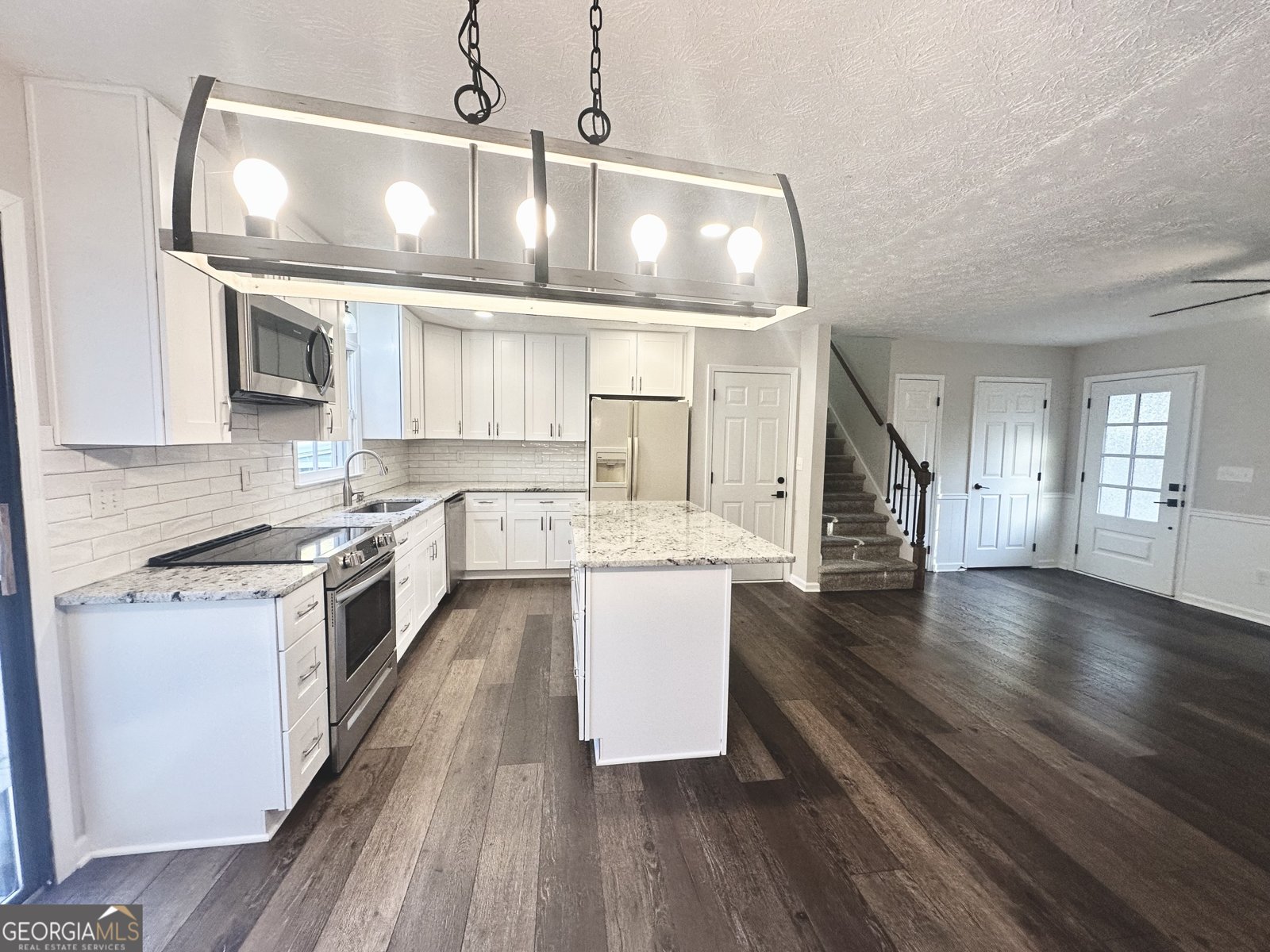 9725 Kings Road Gainesville - 19