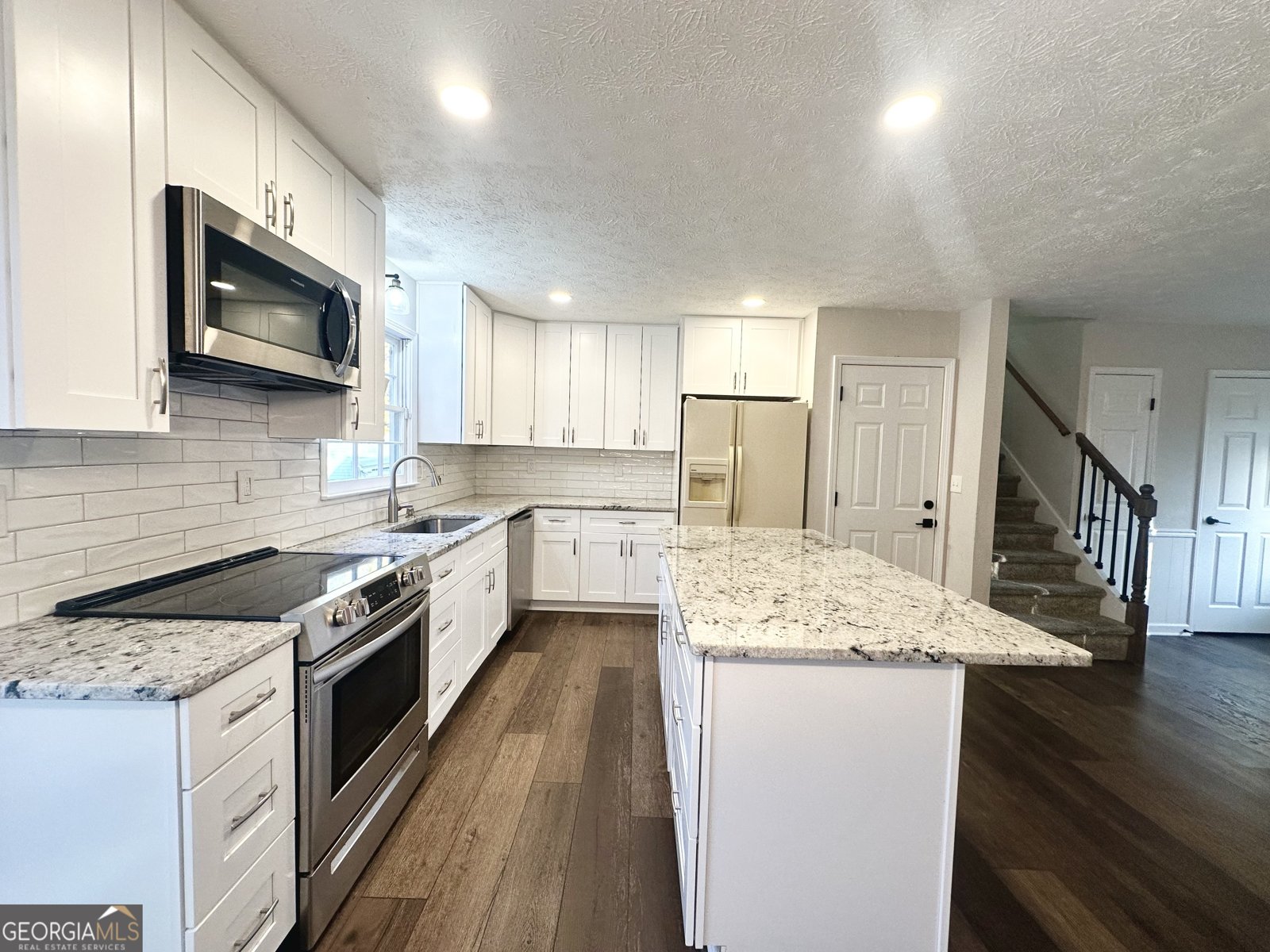 9725 Kings Road Gainesville - 21