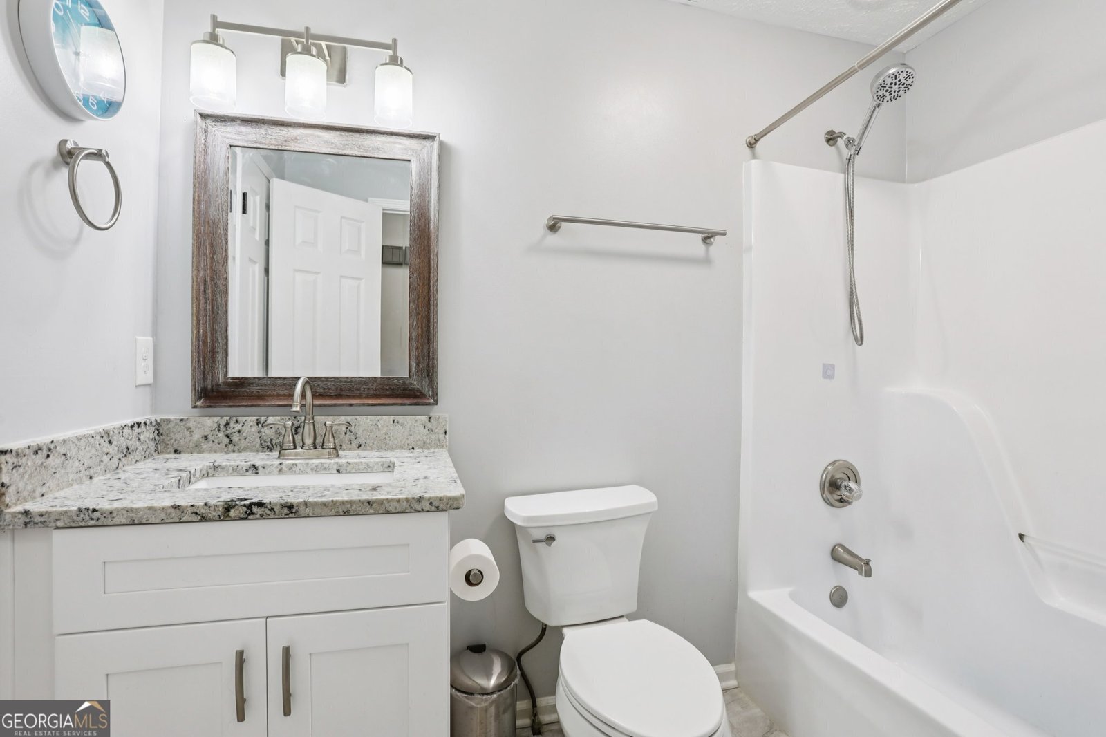 9725 Kings Road Gainesville - 39