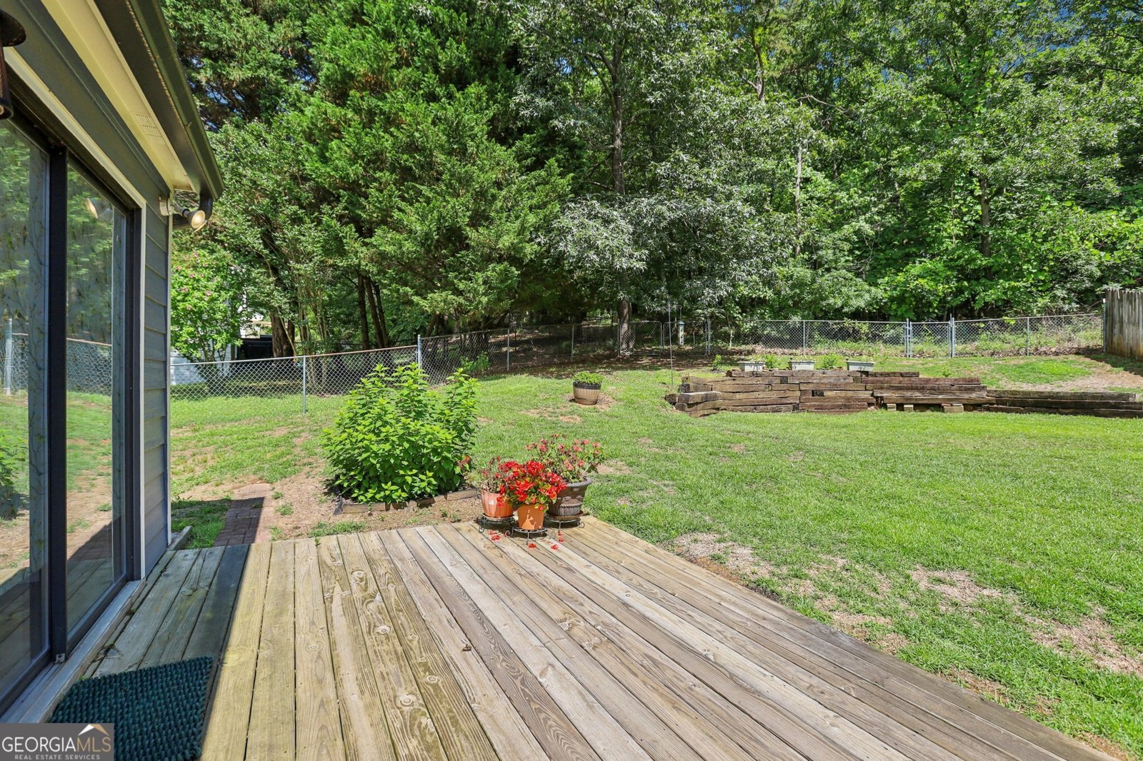 9725 Kings Road Gainesville - 47