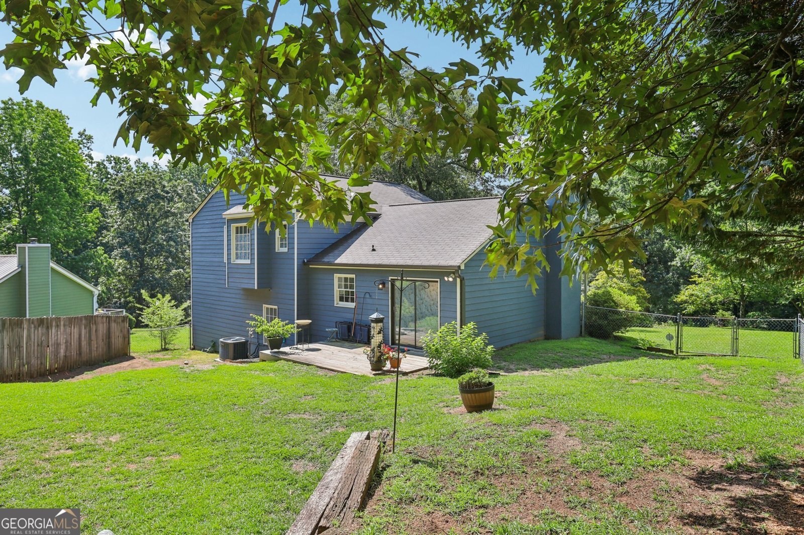 9725 Kings Road Gainesville - 54