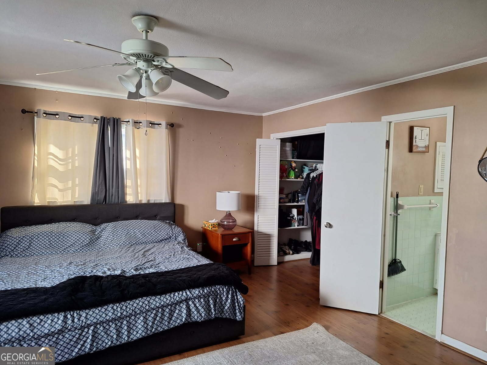 2304 30th Street Valley - 20