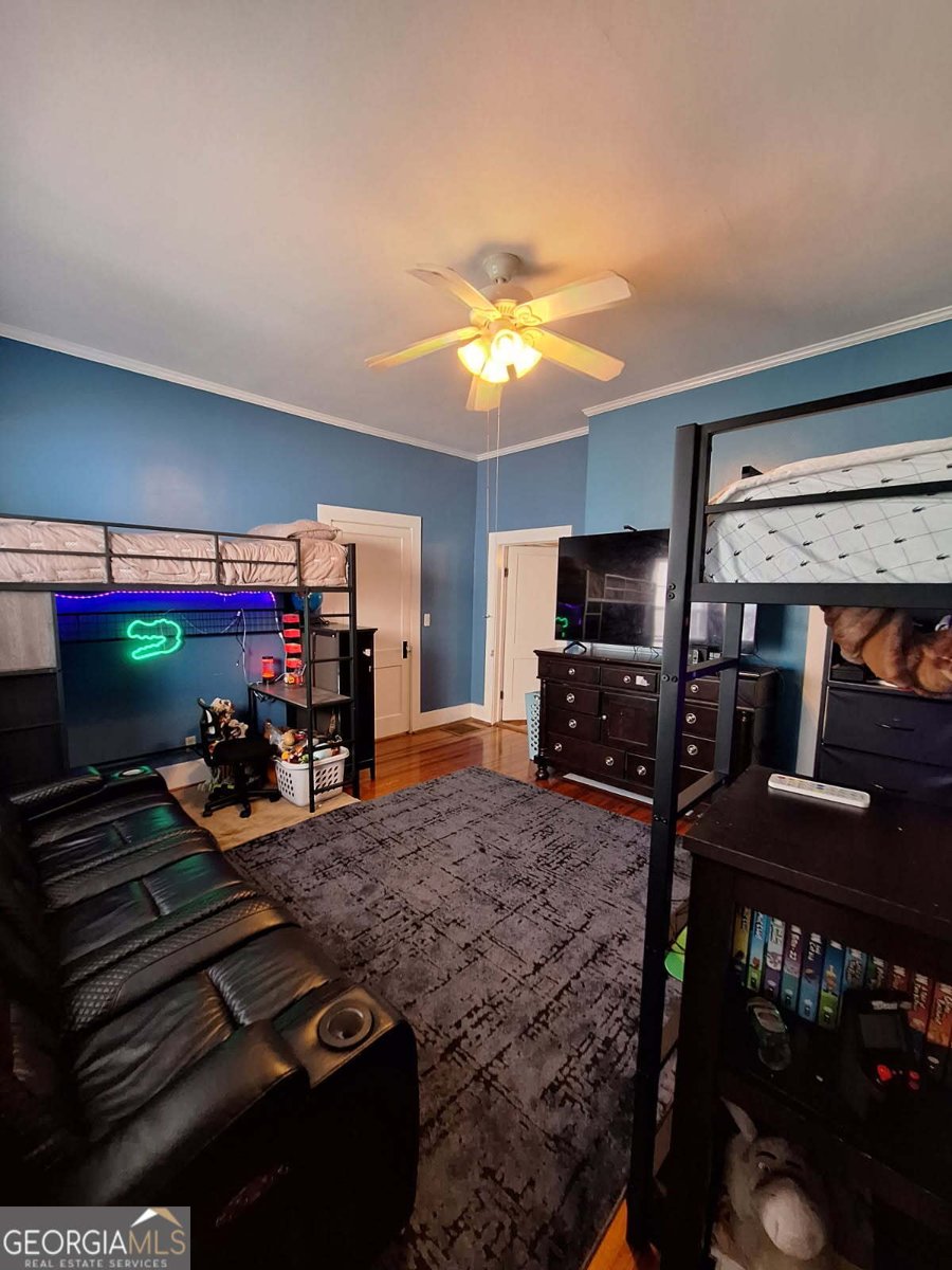 2304 30th Street Valley - 25