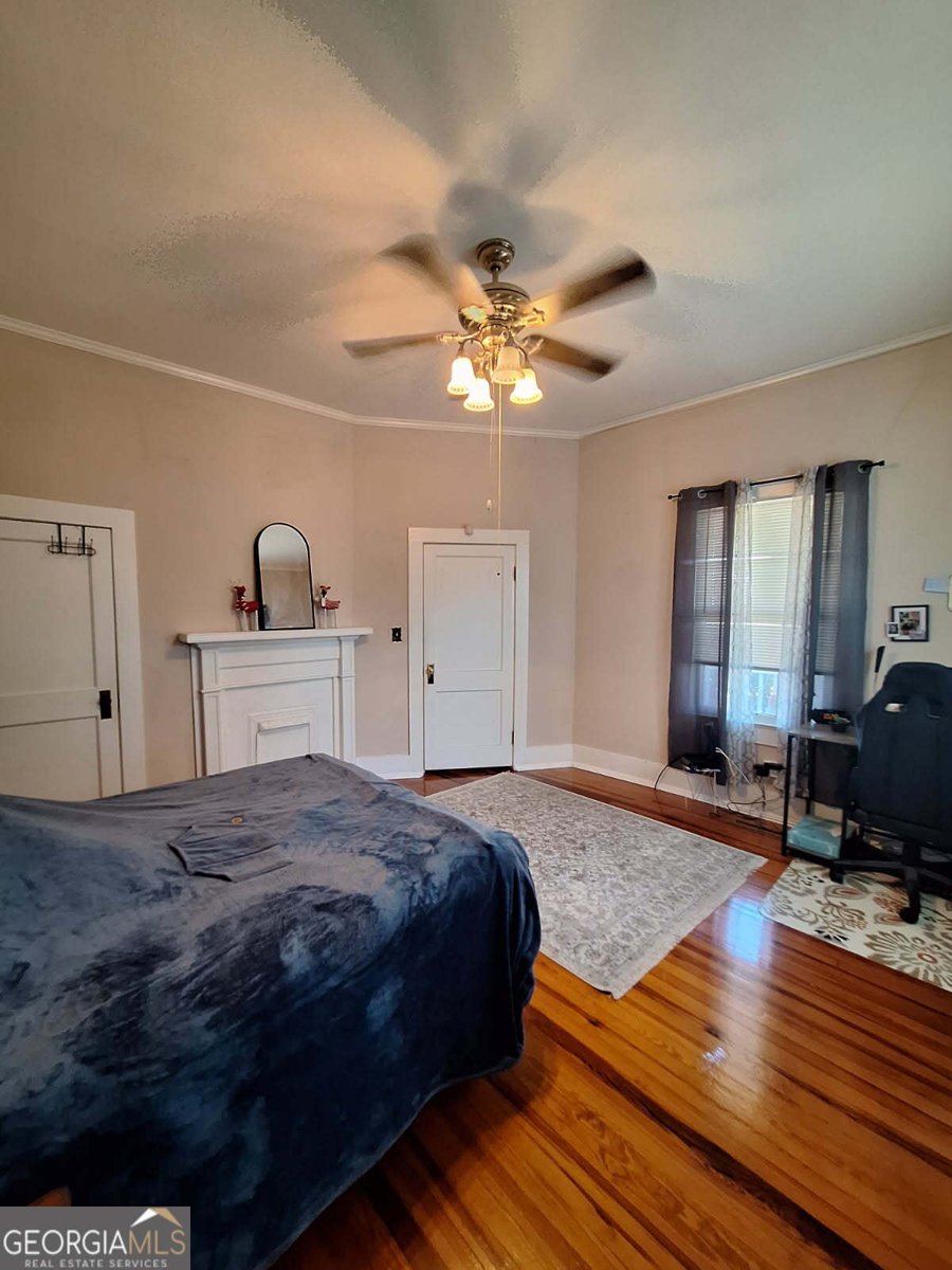 2304 30th Street Valley - 29