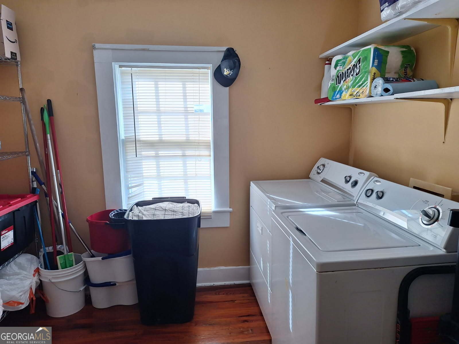 2304 30th Street Valley - 32