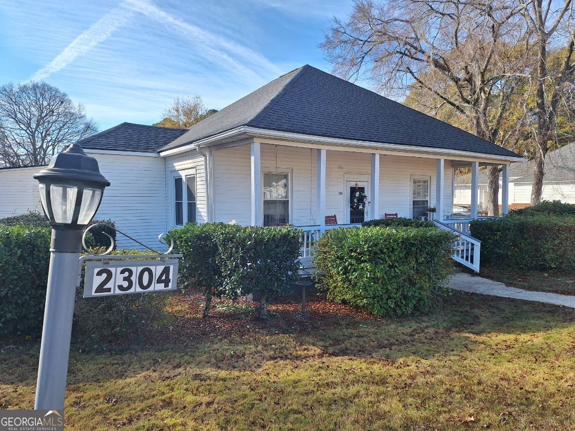 2304 30th Street Valley - 35