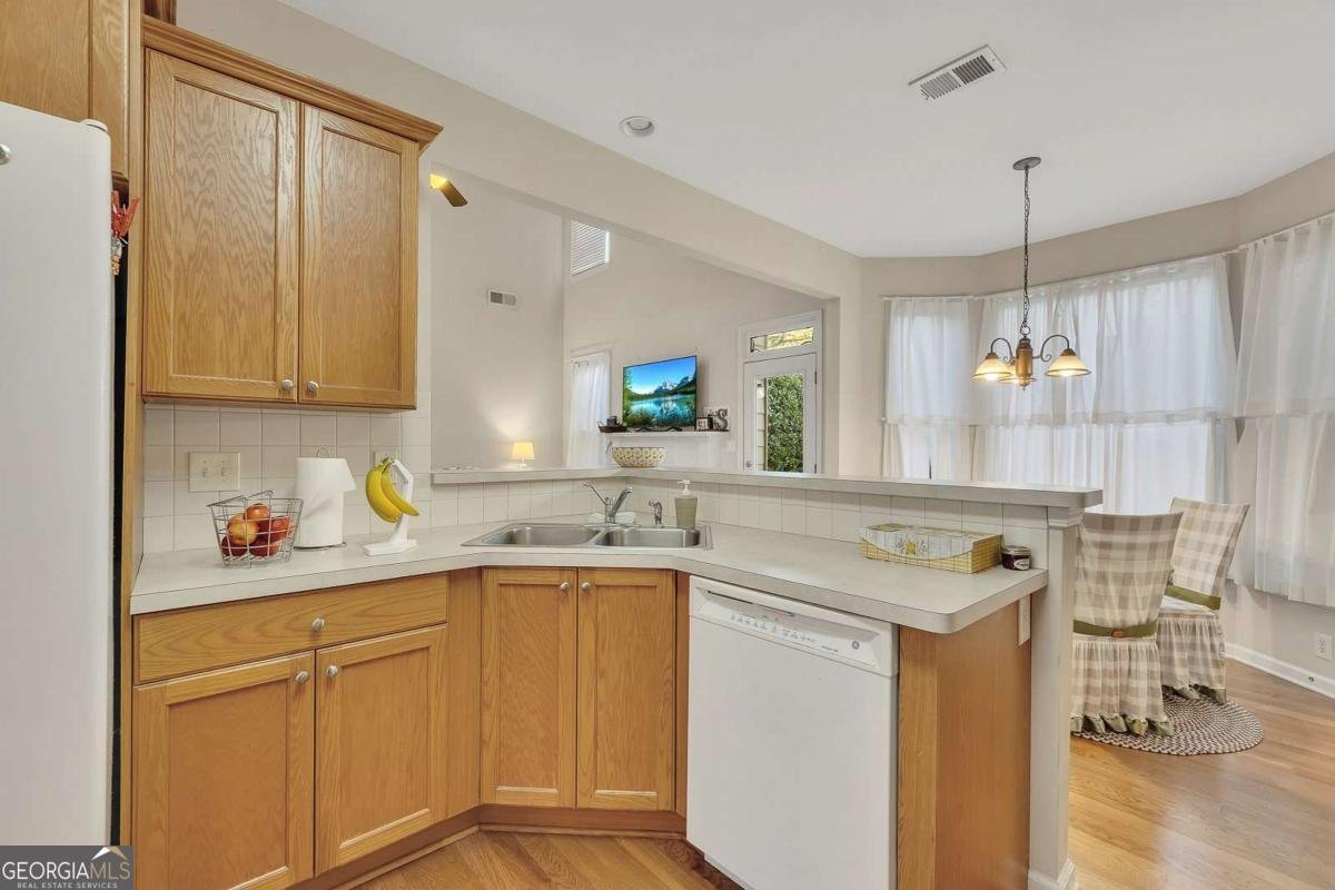 3092 Woodbridge Lane Canton - 16