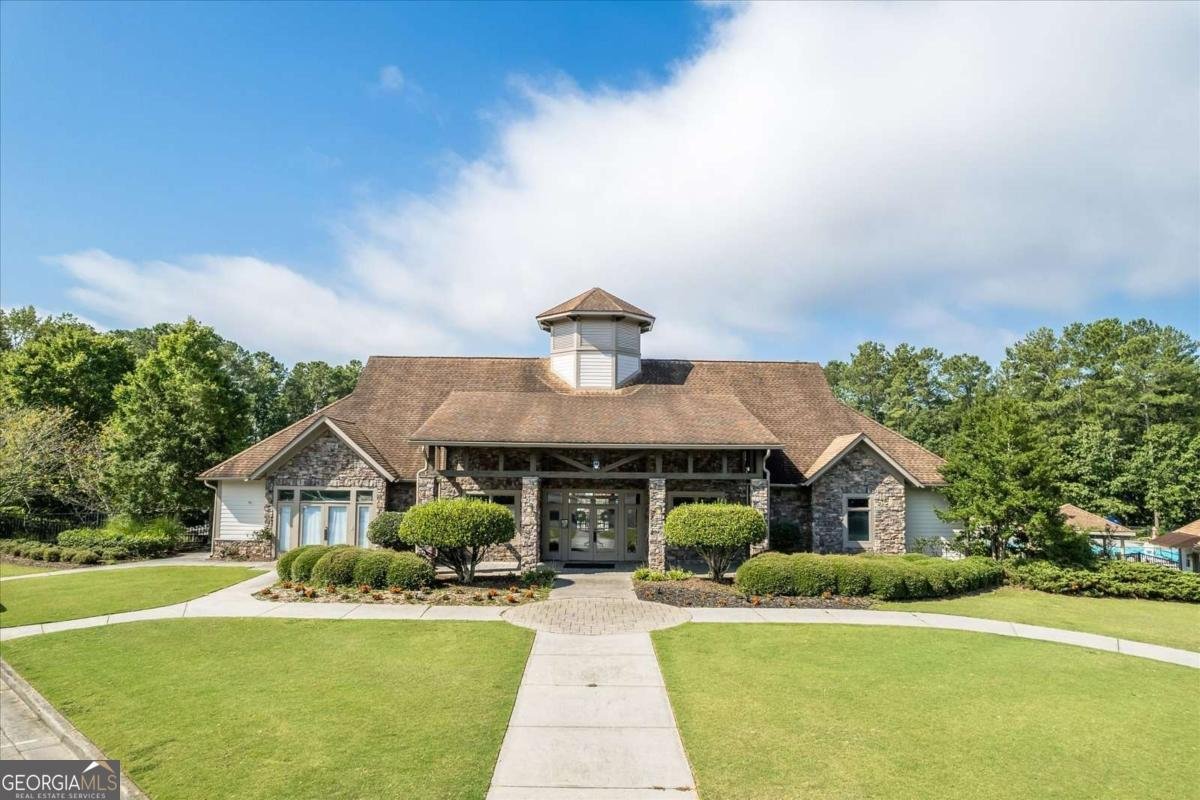 3092 Woodbridge Lane Canton - 48