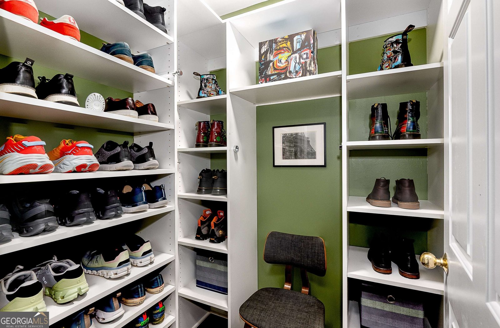 211 Colonial Homes Drive Atlanta - 16