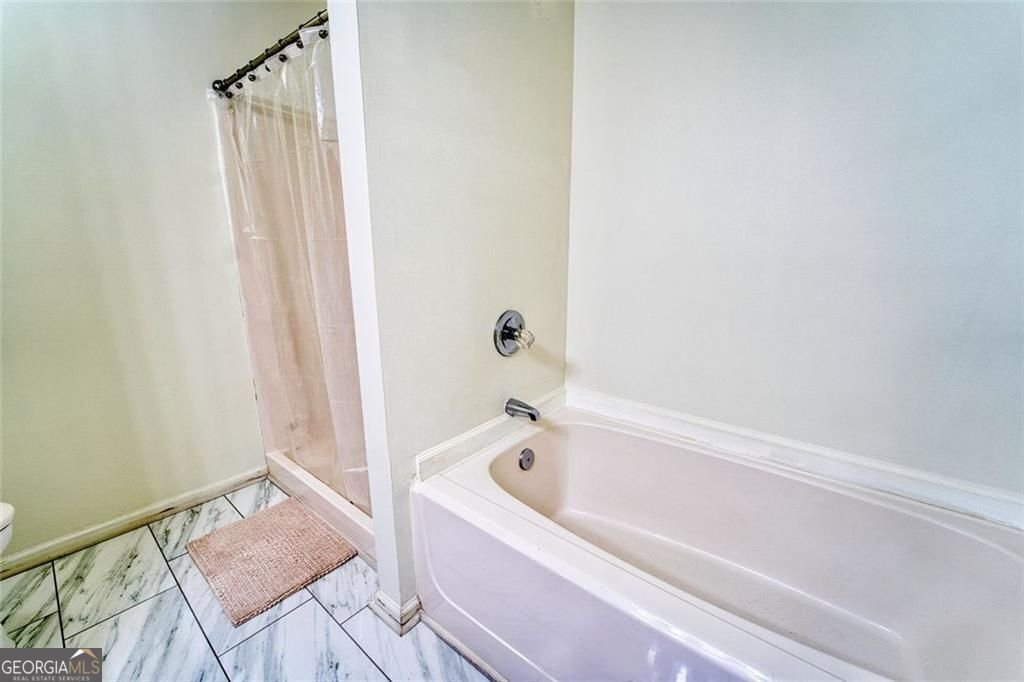 1207 Penhurst Way Lawrenceville - 17