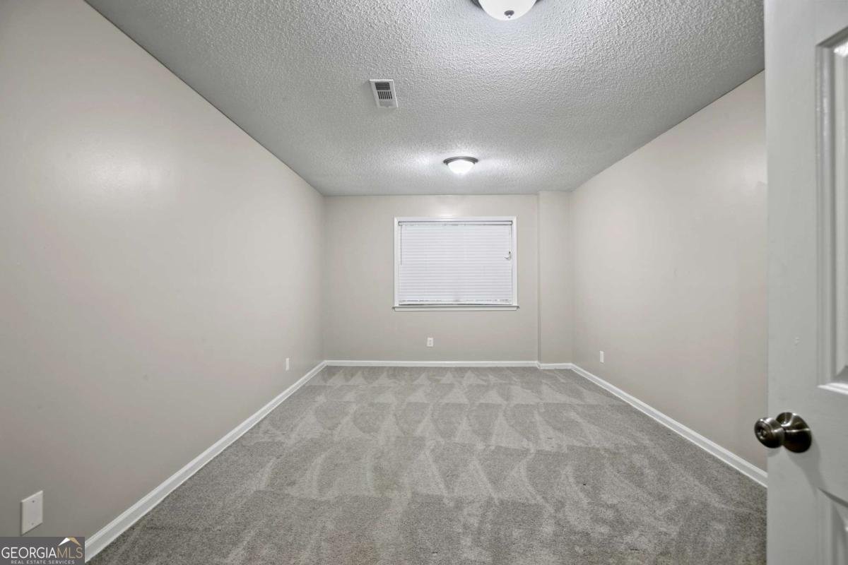 1027 Regency Drive Acworth - 24