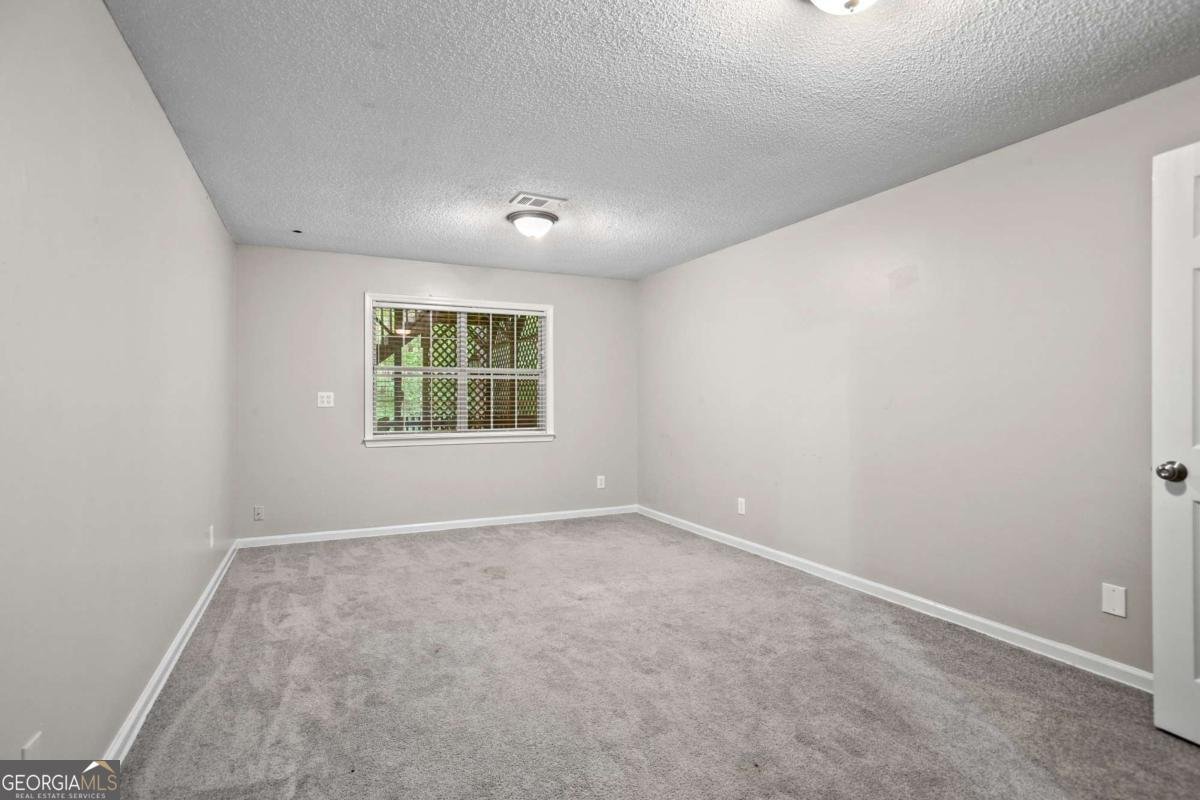 1027 Regency Drive Acworth - 25