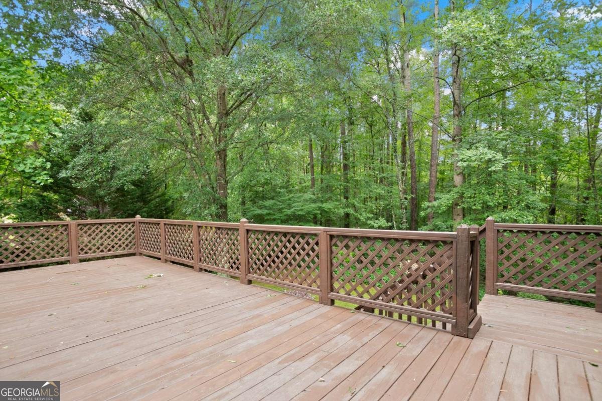 1027 Regency Drive Acworth - 30