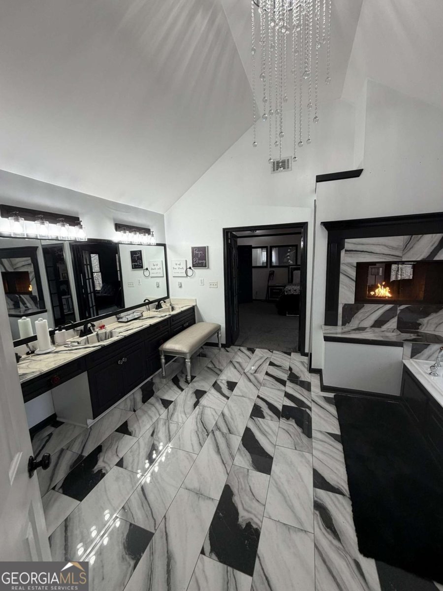 5135 Highland Lake Drive Atlanta - 5