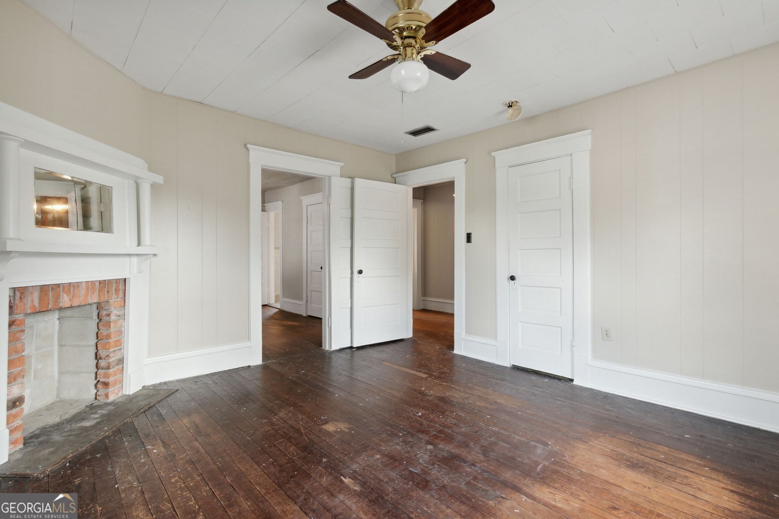 400 1st Street Folkston - 43