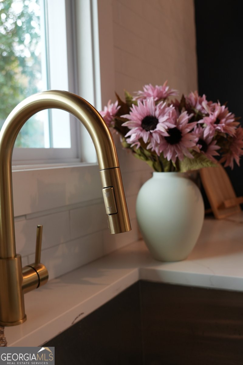 3333 Thornewood Drive Atlanta - 17