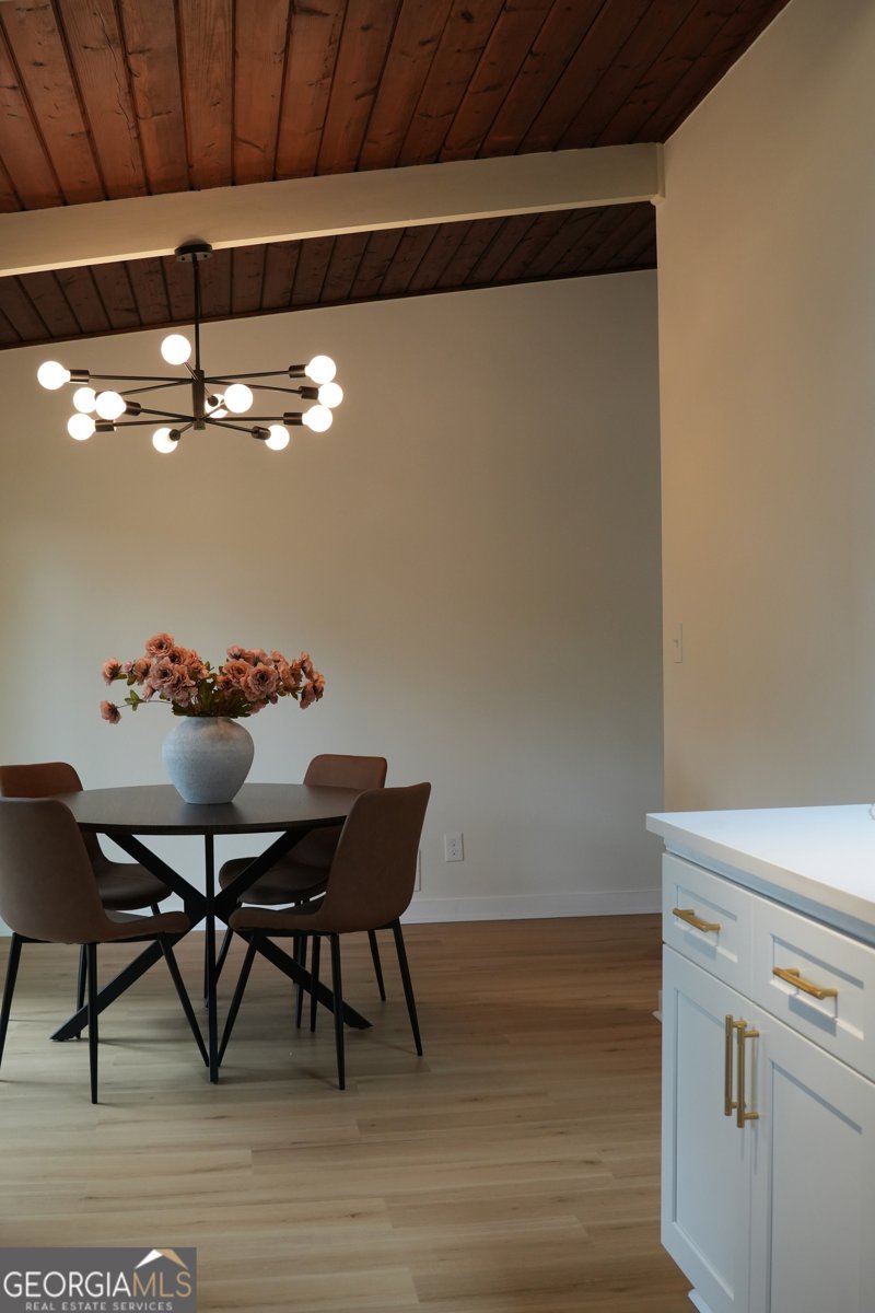 3333 Thornewood Drive Atlanta - 19