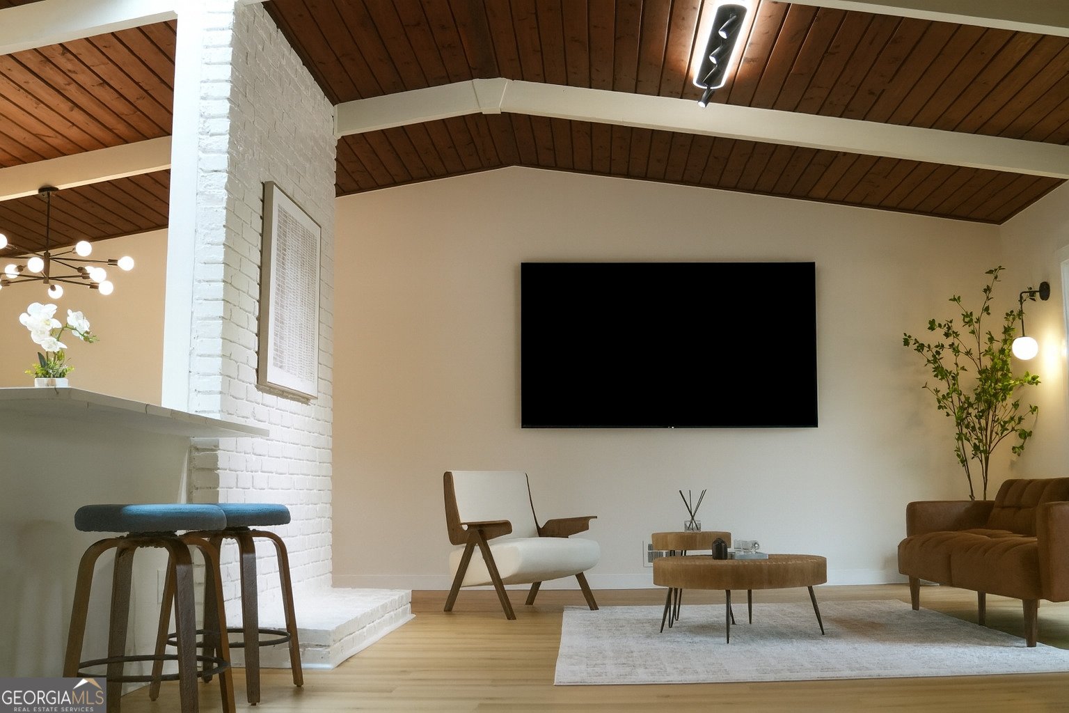 3333 Thornewood Drive Atlanta - 2