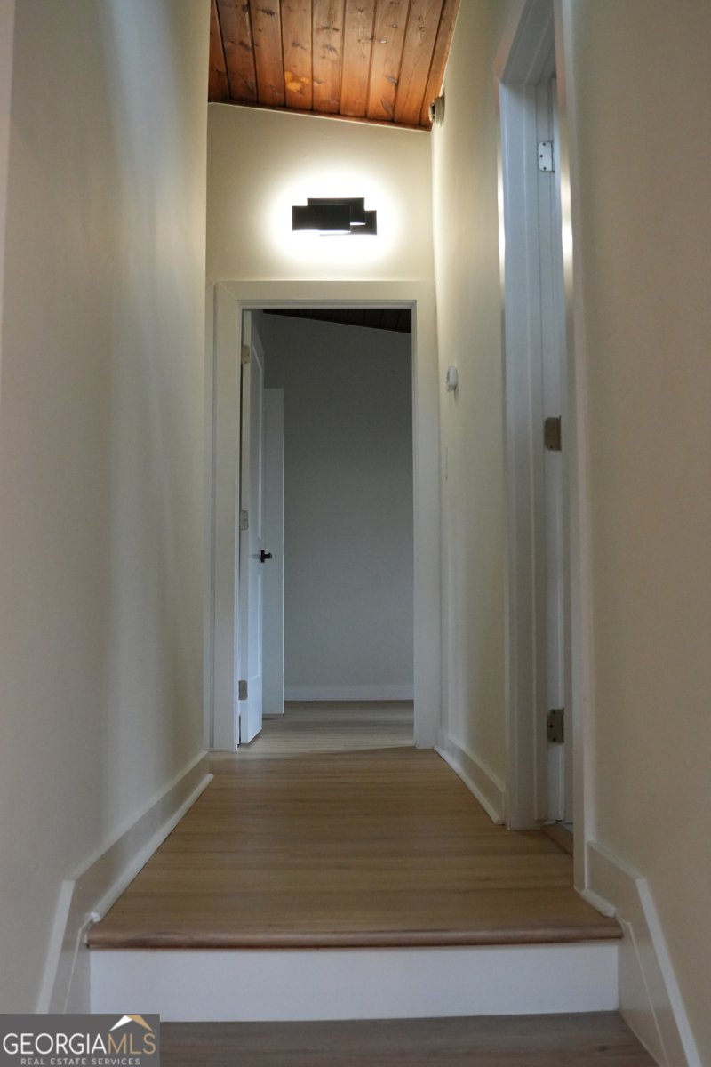 3333 Thornewood Drive Atlanta - 23