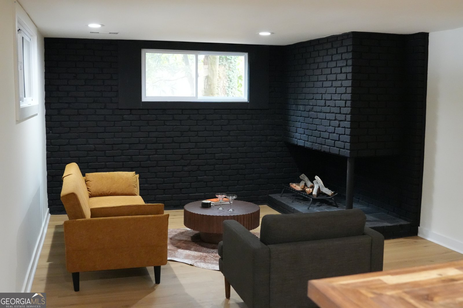 3333 Thornewood Drive Atlanta - 24