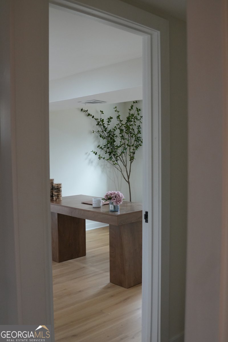 3333 Thornewood Drive Atlanta - 29