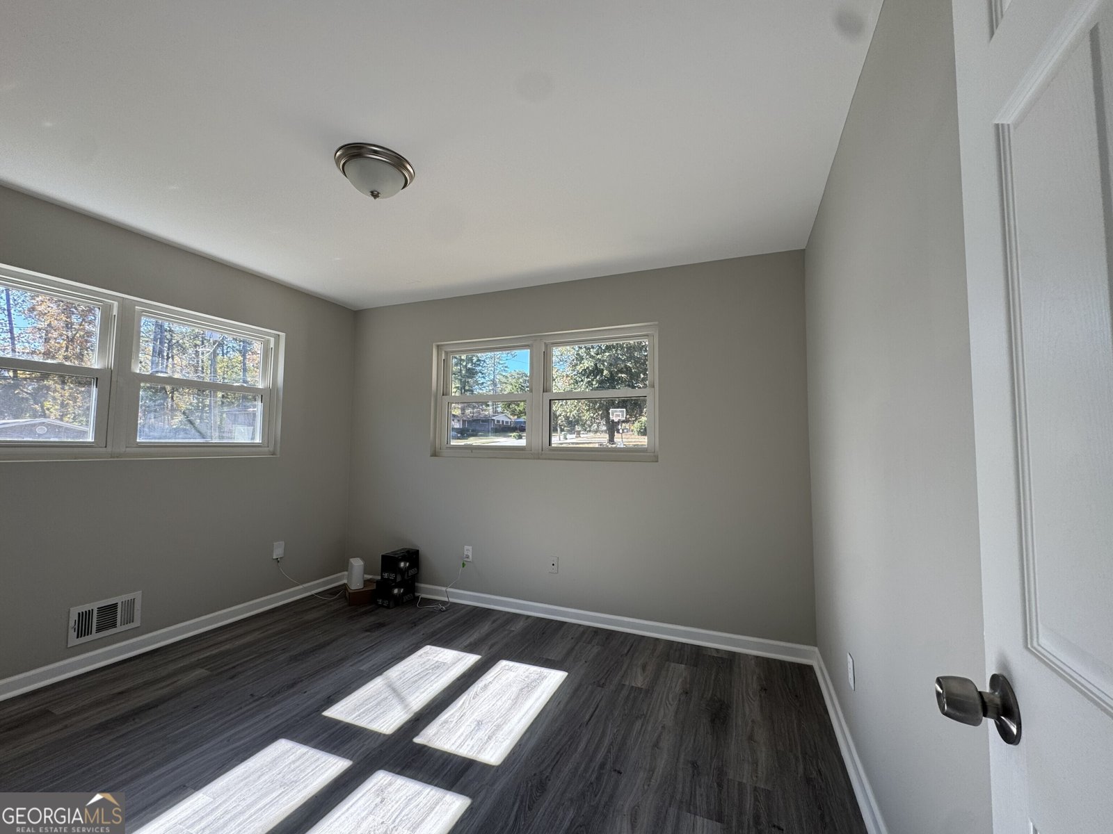 3489 Creighton Road Atlanta - 27