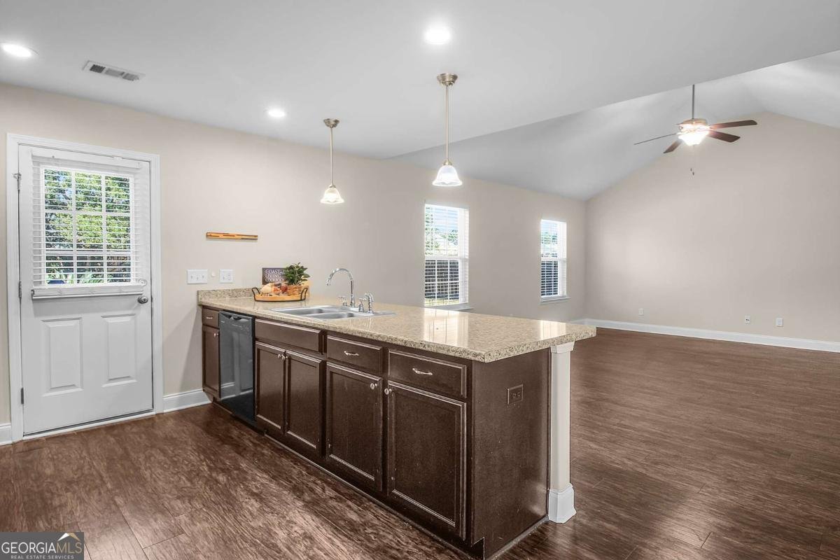 52 Hartland Court Savannah - 17