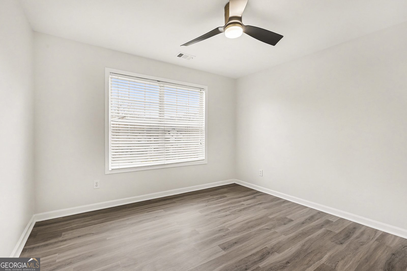 702 Lake Side Lane Canton - 33