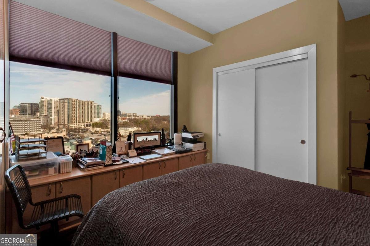 2828 Peachtree Road Atlanta - 21