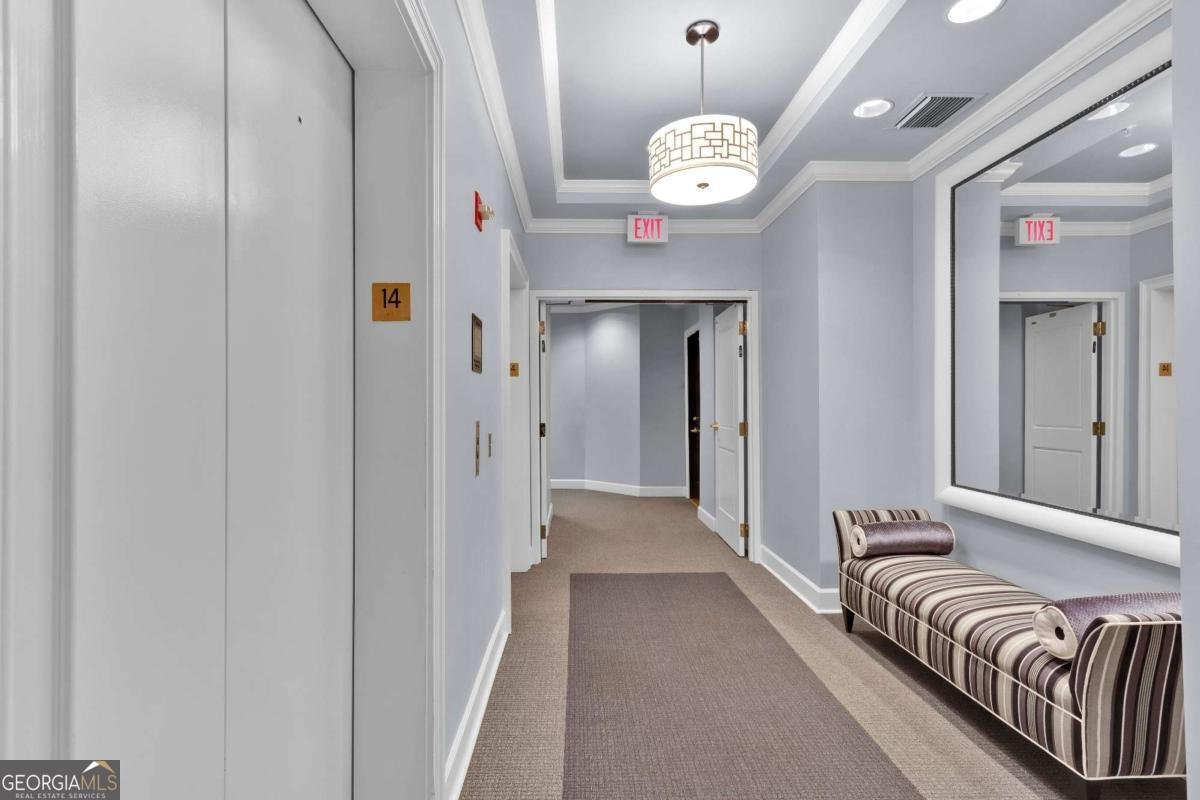 2828 Peachtree Road Atlanta - 7