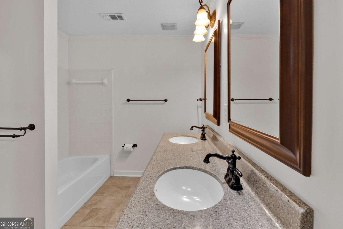 26204 Plantation Drive Atlanta - 24