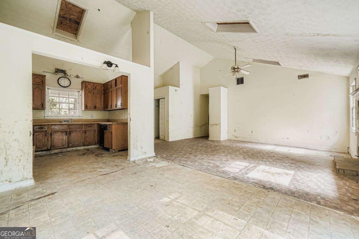 200 Hidden Pines Drive Covington - 11