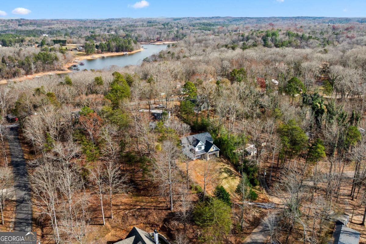 6144 Cardinal Drive Gainesville - 32