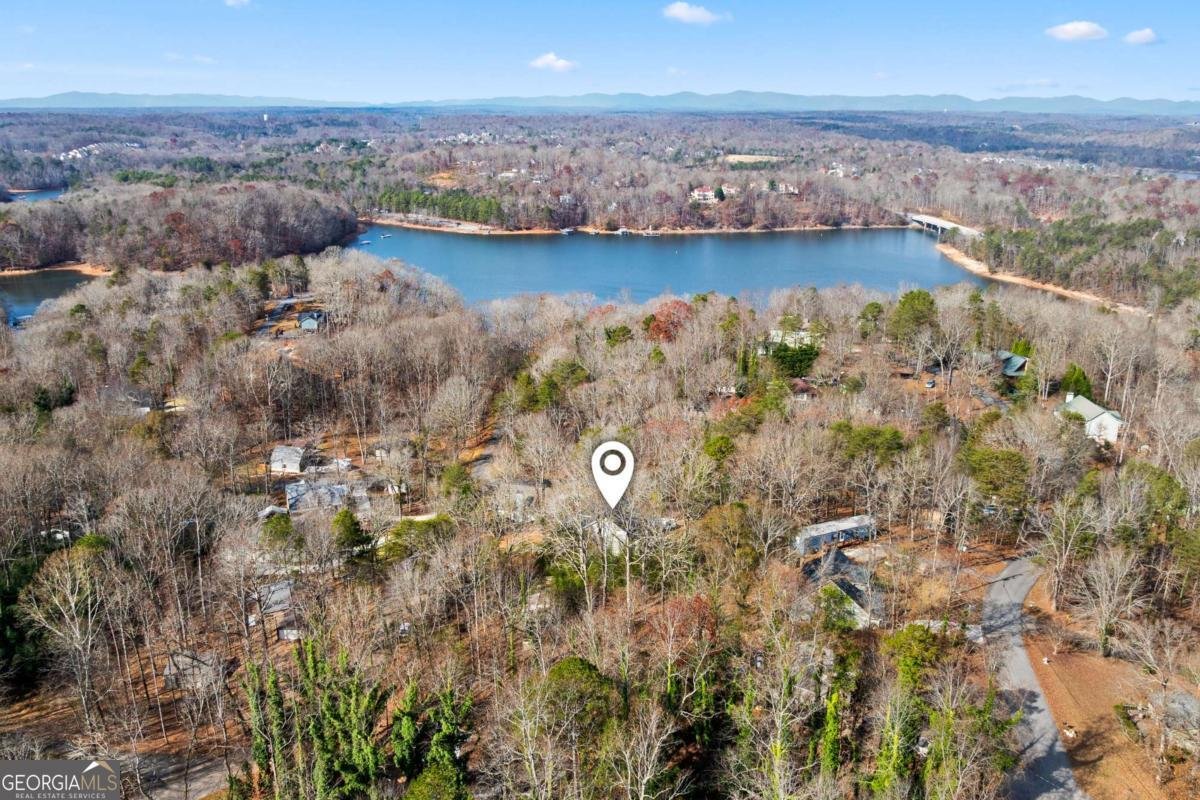 6144 Cardinal Drive Gainesville - 34