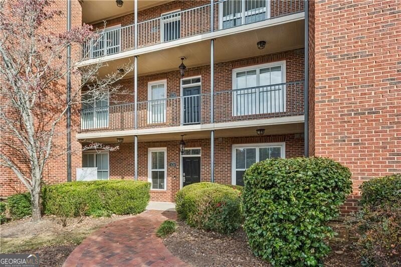 3120 Overland Drive Roswell - 2