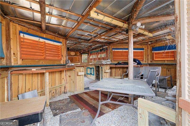 328 Rain Valley Circle Meansville - 29