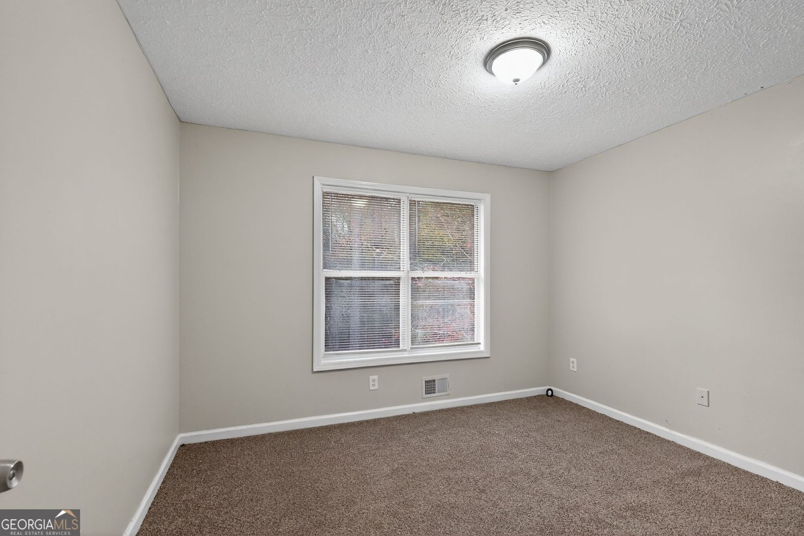 225 Hillandale Drive Stockbridge - 16