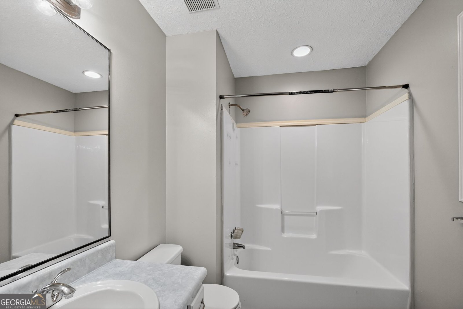 225 Hillandale Drive Stockbridge - 31